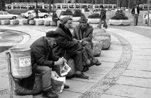 München: Sitzgelegenheiten am Stachus