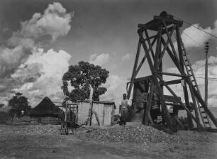 Förderturm : Förderturm einer Mine
