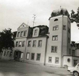 Böhlitz-Ehrenberg-Gundorf. Herrenhaus Gundorf (um 1730, Turm 1860). Eingangsseite