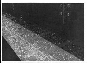 Staustufe Erlabrunn. Los I: Befestigung der Schleusenkammersohle mittels Steinsätzen. L.P. = 129 cm.