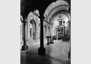 Blick in die Basilika des Kaiser-Friedrich-Museums