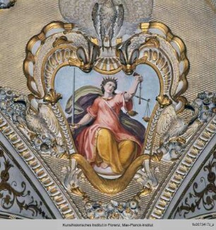 Innendekoration : Deckenzwickel mit Darstellung der Tugenden : Justitia