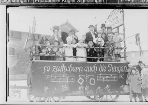 Fasnacht Sigmaringen; Umzugswagen des Gesangsvereins Frohsinn im Bauhof