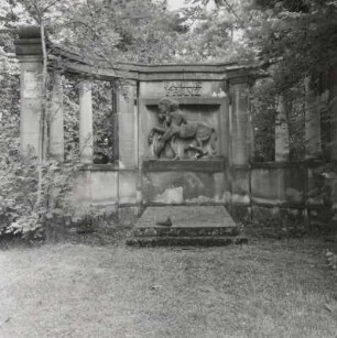 Grabmal der Familie Franz