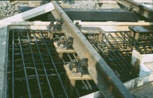 Stuttgart Zuffenhausen Neubau Brücke 2035 Montage Schienen