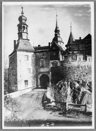 Eingang zur Burg Lauenstein