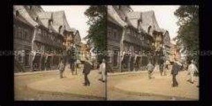 Belebte Marktstraße in Goslar