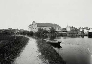 Labiau : Labiau (Polessk/Russland). Blick über die Deime zur Burg