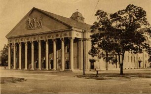 Karlsruhe - 32 Ansichten nach photographischen Aufnahmen. Konzerthaus