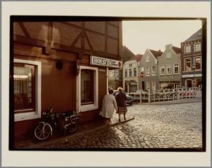 Zwei Frauen an der Fischerstraße, Buxtehude