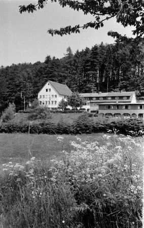 Einweihung des Erweiterungsbaus der "Aschenhütte" im Gaistal.