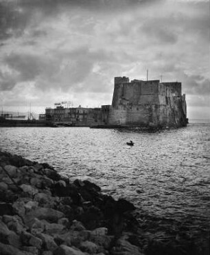 Neapel. Castel dell' Ovo (1501/1700). Ansicht von Norden