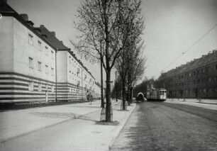 Magdeburg, Straße : Magdeburg. Große Diesdorfer Straße