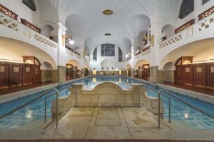 Müllersches Volksbad — Schwimmhalle