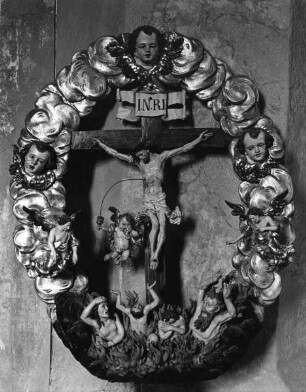 Der gekreuzigte Christus, umgeben von einem himmlischen Engelskranz