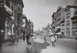 Magdeburg, Breiter Weg : Magdeburg. Breiter Weg. Straßenansicht