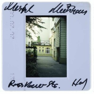 Berlin, Wohnanlage Proskauer Straße : Innenhof