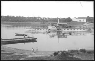 Blick über die Elbe mit Dampfer Hohenzollern auf Althirschstein und Boritz mit der Schankwirtschaft Otto Fischer