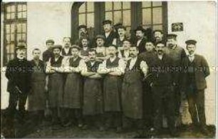 Gruppenbild von Arbeitern