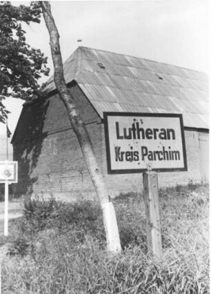 Ortschild am Ortseingang Lutheran; 1938