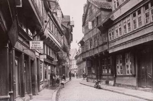 Braunschweig, Meinhardshof : Braunschweig. Meinhardshof. Blick nach Norden zur Ecke Küchenstraße