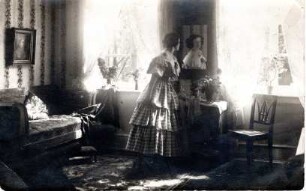 Unbekannte Dame im Haus Hemmerich