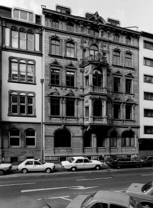 Mietshaus; Frankfurt, Mainluststraße 15