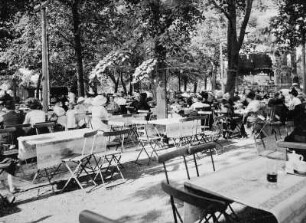 Dresden-Wölfnitz, Kesselsdorfer Straße 114. Gasthof Wölfnitz. Gästegarten