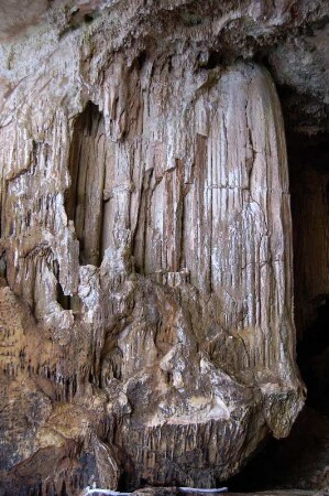 Eingangsbereich der Tropfsteinhöhle Grotta di Nettuno bei Alghero