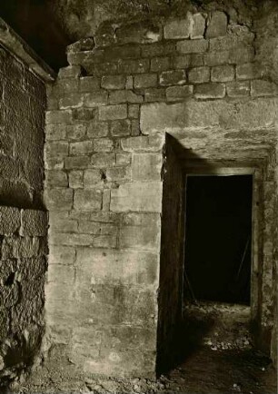 1932 durchgeführten Grabungen an der Barbarossaburg