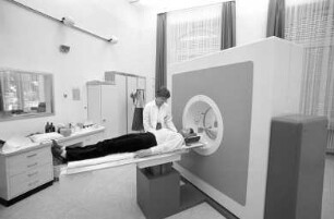 Städtisches Klinikum Karlsruhe - Zentrales Röntgeninstitut. Einweihung neuer Funktionsräume mit Computertomograph "Somatom 2"