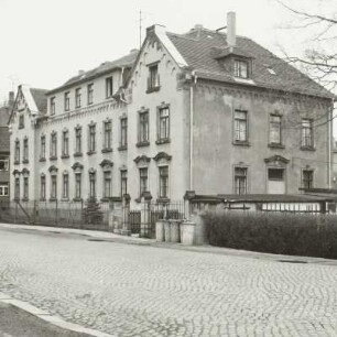 Dresden-Plauen, Coschützer Straße 65. Altersheim (um 1900)