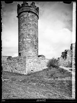 Turm der Ruine Mühlberg (3 Gleichen)