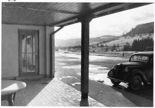 Tank- und Rastanlage Gruibingen Tankstelle Nordseite, Eingang zum Erfrischungsraum, 1945 - 1962 US Army. Abgebrochen.