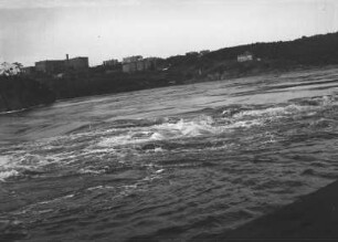 Flutstrom des St. John : Die Strömung des Saint John River bei einsetzender Flut.