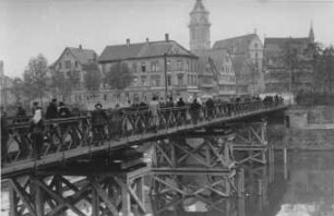 Behelfsbrücke für kriegszerstörte Wilhelmsbrücke Cannstatt