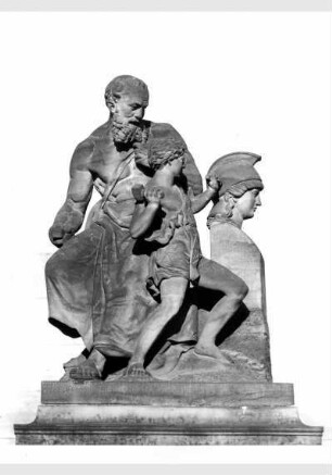 Blick auf die Plastik von Moritz Schulz "Bärtiger antikisch gewandter Bildhauer mit einem Jungen um eine Büste der Pallas Athene" an der Freitreppe der Nationalgalerie