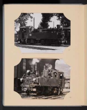 Albumseite mit zwei Postkarten von Lokomotiven : Sammelalbum mit Fotografien (Postkarten) von Dampflokomotiven. Kunstledereinband; 27,5 x 21,8 x 2 cm (um 1970). Dresden: SLUB/DF 2009.C.30