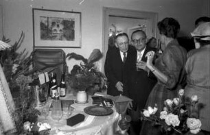 Freiburg: am Geschenktisch