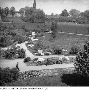 Platz der Thälmannpioniere (Alaunplatz)