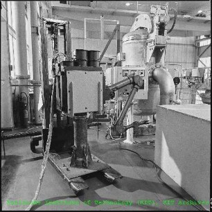 Master-Slave-Manipulator (EMSM I) des Projektbereichs (PB) der Hauptabteilung Ingenieurtechnik (IT)