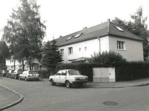 Dresden-Trachau. Wohnsiedlung der Gewobag (1928/um 1935; H. Richter). Wohnblock, Gustav-Richter-Straße 24/22. Straßenansicht