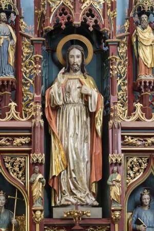 Sakramentsaltar — Herz-Jesu-Figur