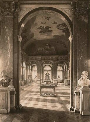 Dresden-Altstadt. Zwinger. Französischer Pavillon. Marmorsaal