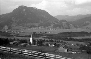 Grünten: Blick auf Seifriedsberg und Burgberg mit Grünten