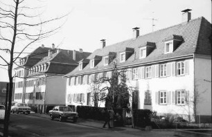 Freiburg: Front; Karlsruher Straße