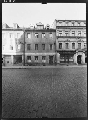 Meißen-Altstadt, Theaterplatz 6. Wohnhaus (1. H. 19. Jh.). Straßenfront