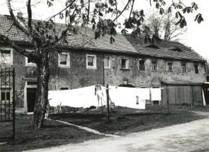 Cossebaude-Niederwartha, Weistropper Straße 4. Dreiseithof. Wohnstallhaus (1829)
