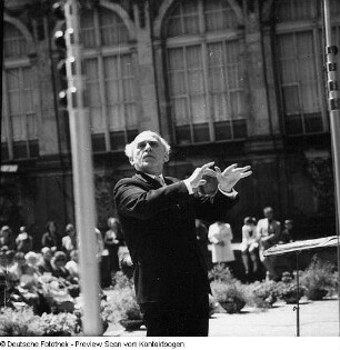 Kreuzchor mit Flämig im Zwinger