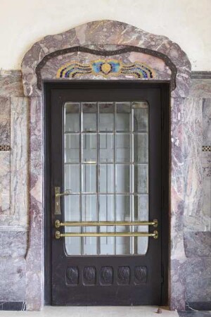 Portal zum Korridor der Badezellen